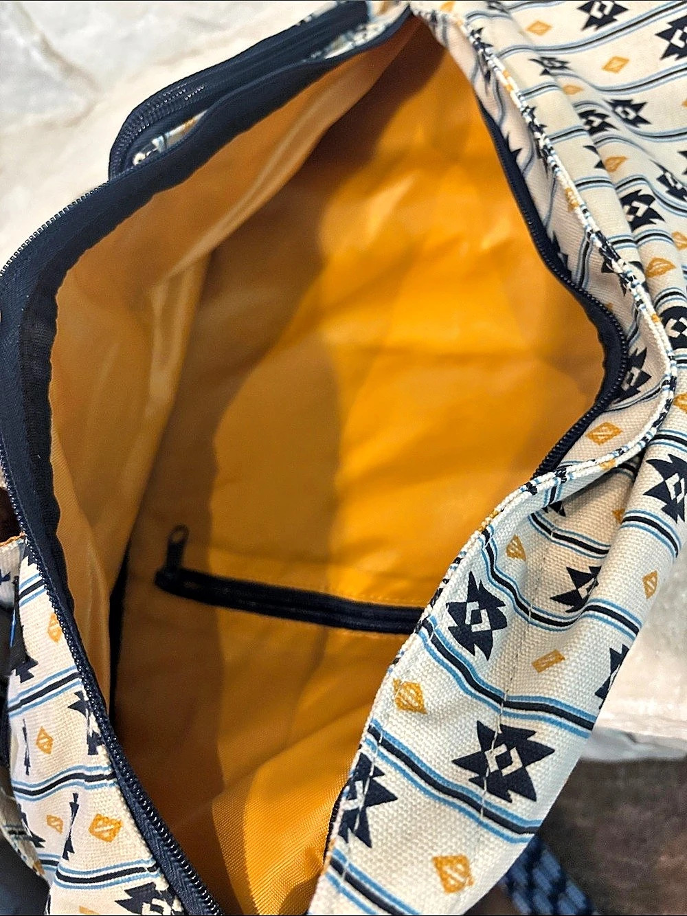 KAVU Rope Bag Geometric Pattern Backpack in Cream & Blue - Picture 5 of 7